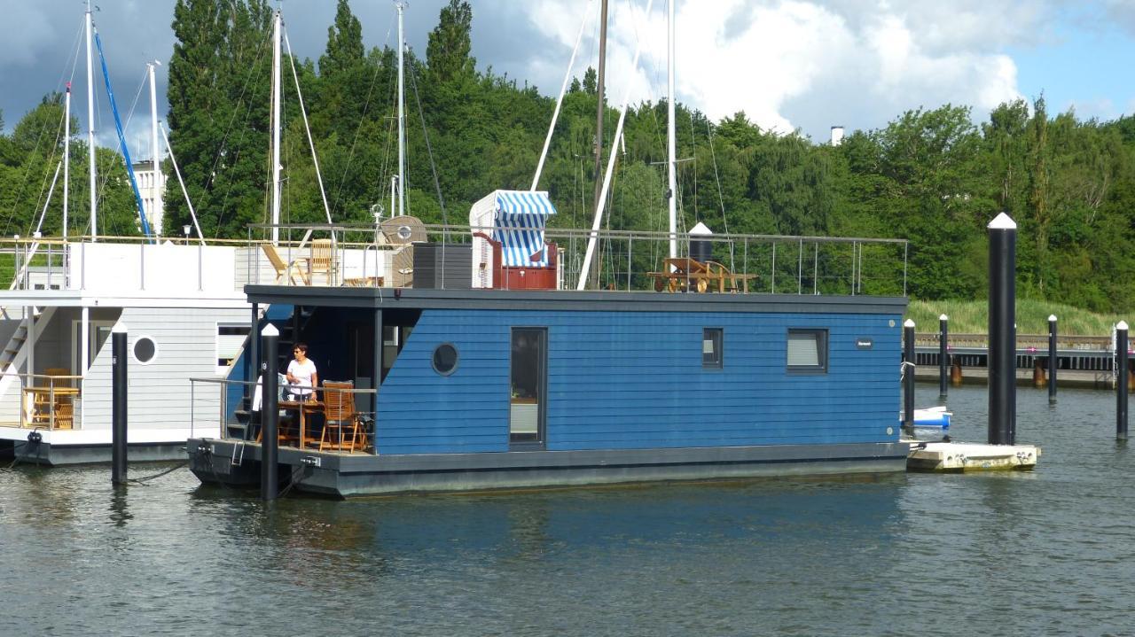 Hausboot Harmonie Hotel Stralsund Luaran gambar